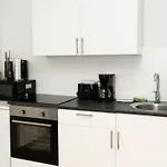 Apartment - Box Spring Bed - 5 Sleeping Places - 3 Tvs - Kitchen -wifi Bremen