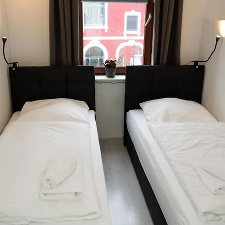 Apartment - Box Spring Bed - 5 Sleeping Places - 3 Tvs - Kitchen -wifi *