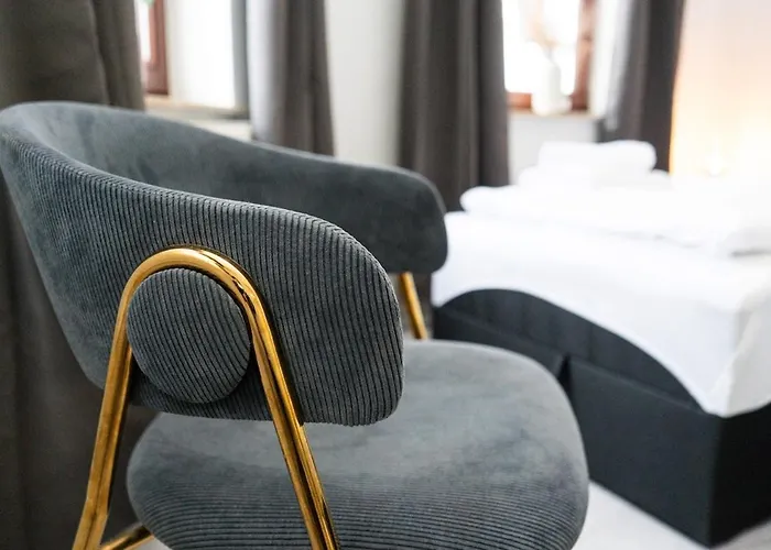 - Box Spring Bed - 5 Sleeping Places - 3 Tvs - Kitchen -wifi Appartement