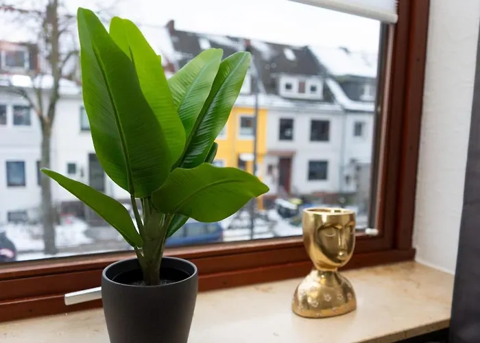 - Box Spring Bed - 5 Sleeping Places - 3 Tvs - Kitchen -wifi Bremen