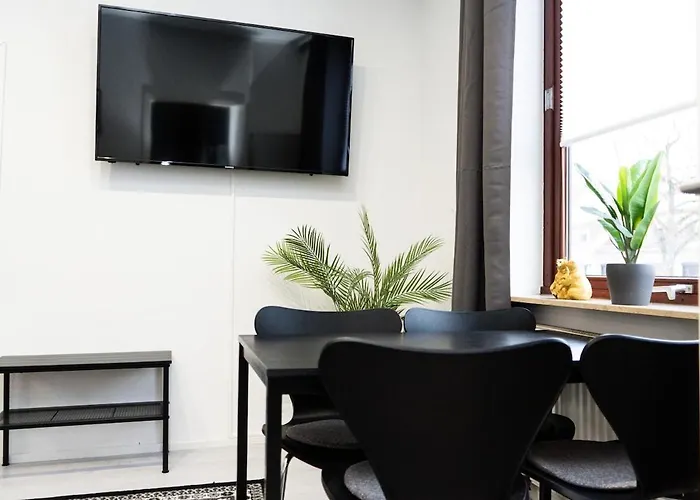 - Box Spring Bed - 5 Sleeping Places - 3 Tvs - Kitchen -wifi *