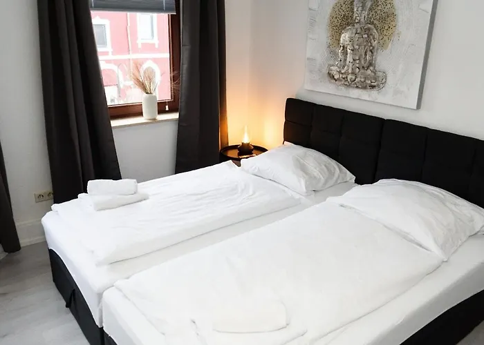 - Box Spring Bed - 5 Sleeping Places - 3 Tvs - Kitchen -wifi Appartement *