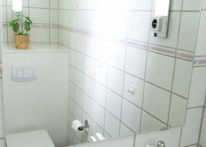 - Box Spring Bed - 5 Sleeping Places - 3 Tvs - Kitchen -wifi Apartamento Bremen